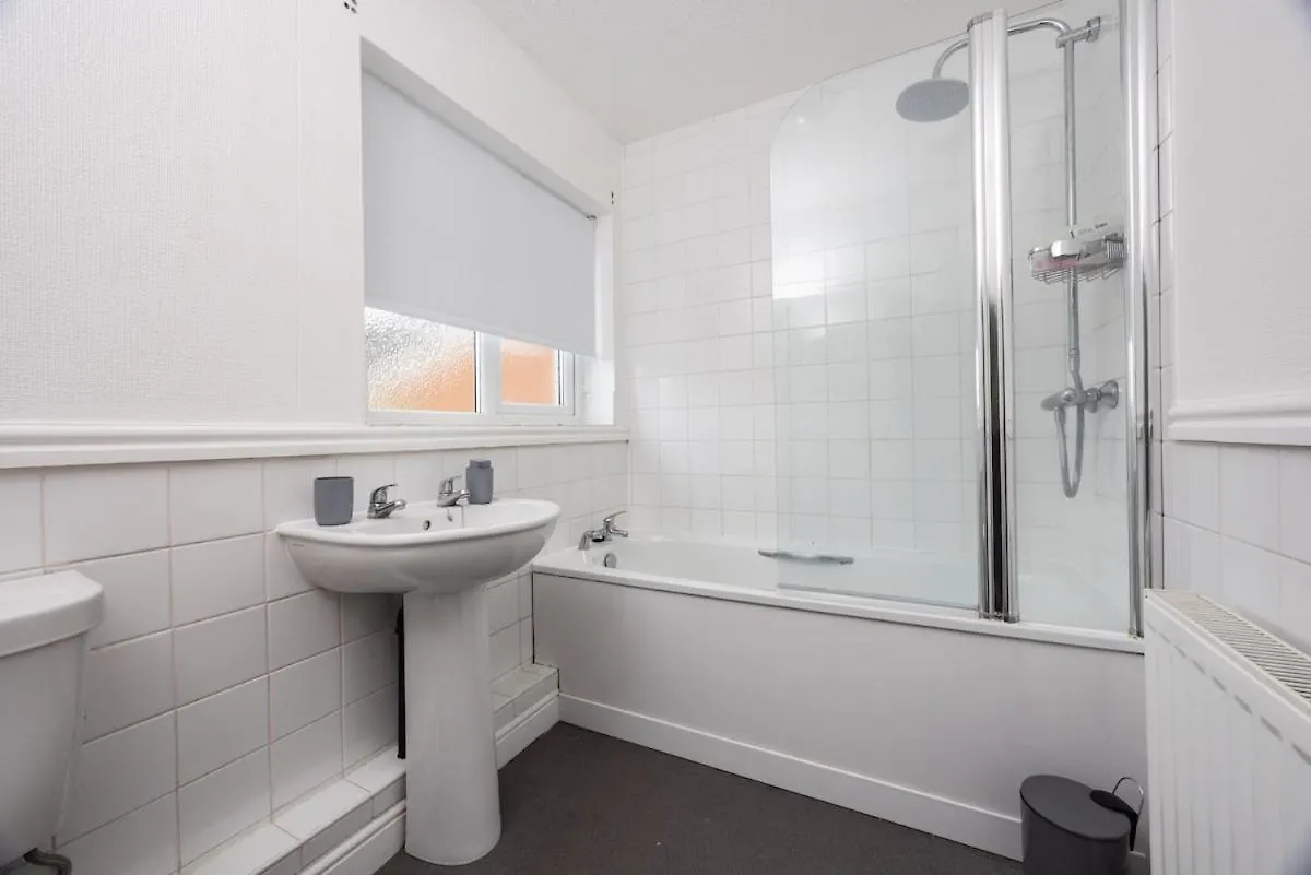 Holiday home Spacious 5Br Retreat - Easy Access To City Centre Nottingham United Kingdom