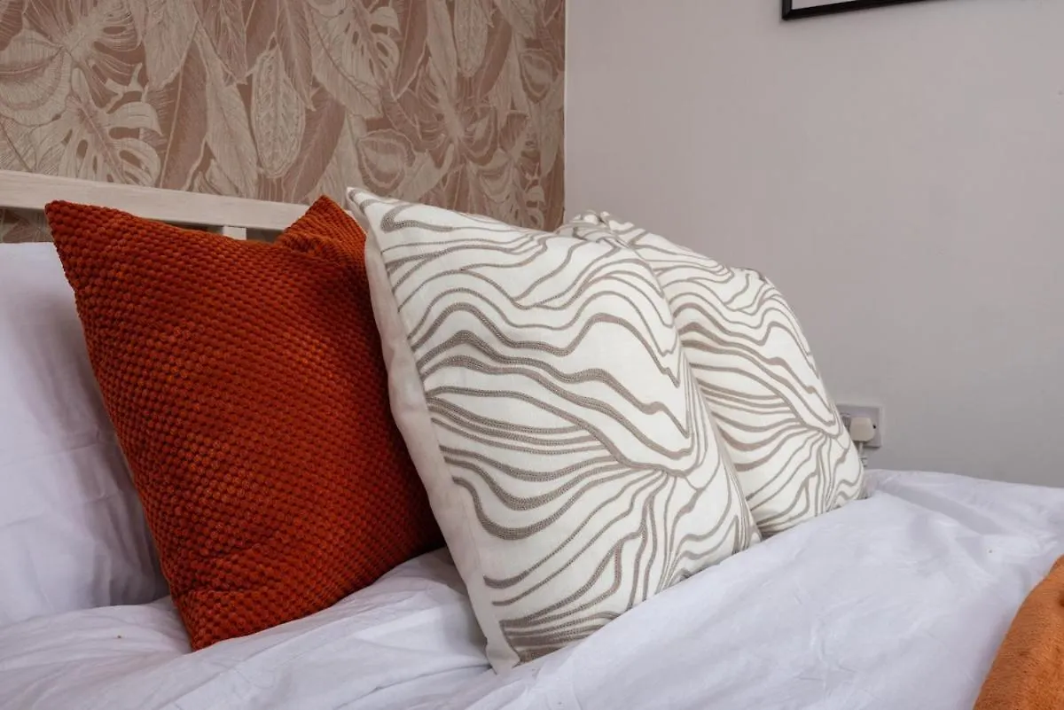Spacious 5Br Retreat - Easy Access To City Centre Nottingham