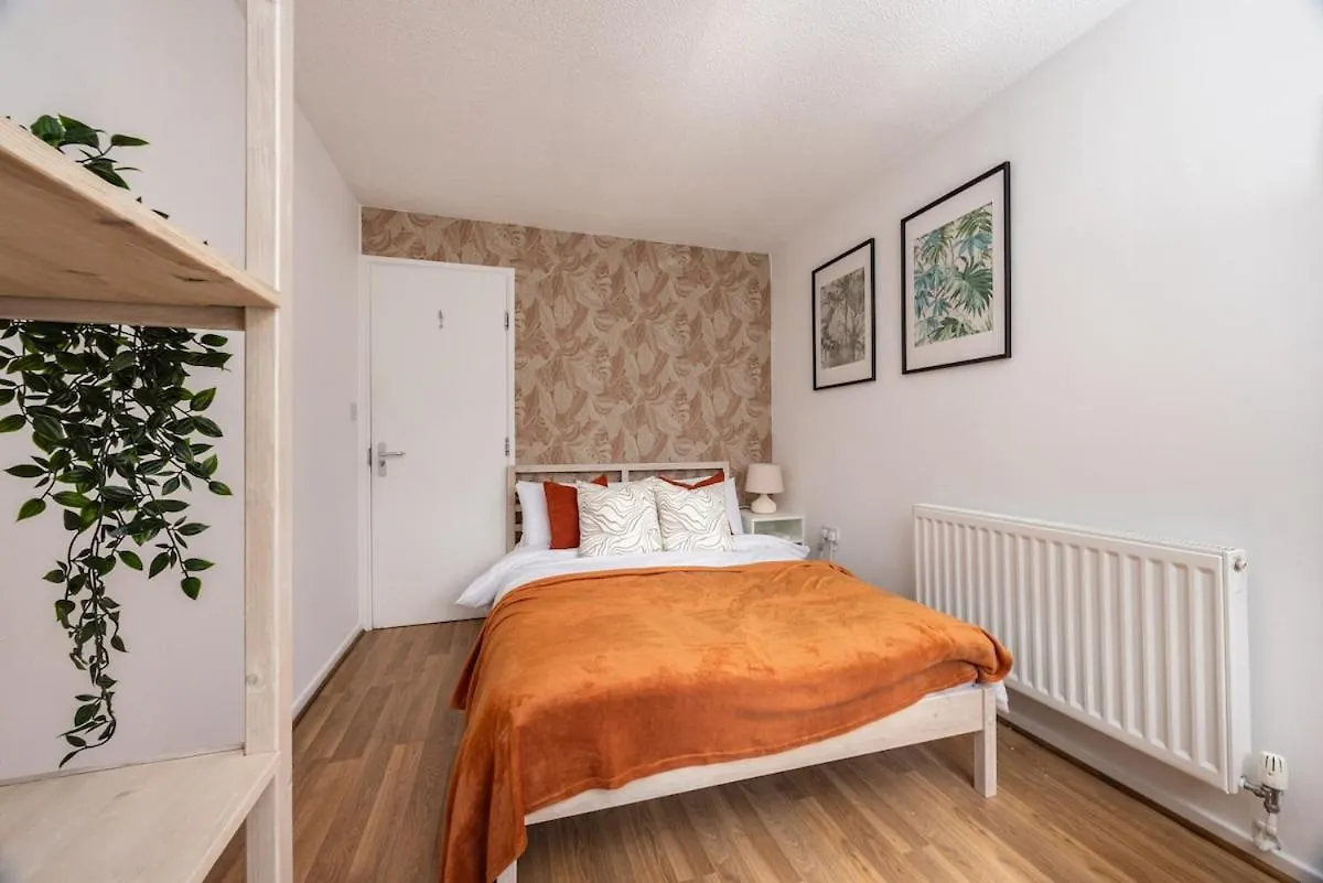 Spacious 5Br Retreat - Easy Access To City Centre Nottingham