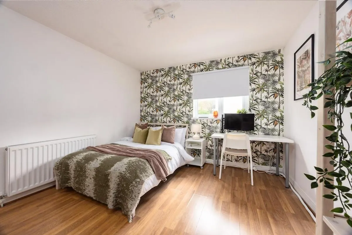 Spacious 5Br Retreat - Easy Access To City Centre Nottingham