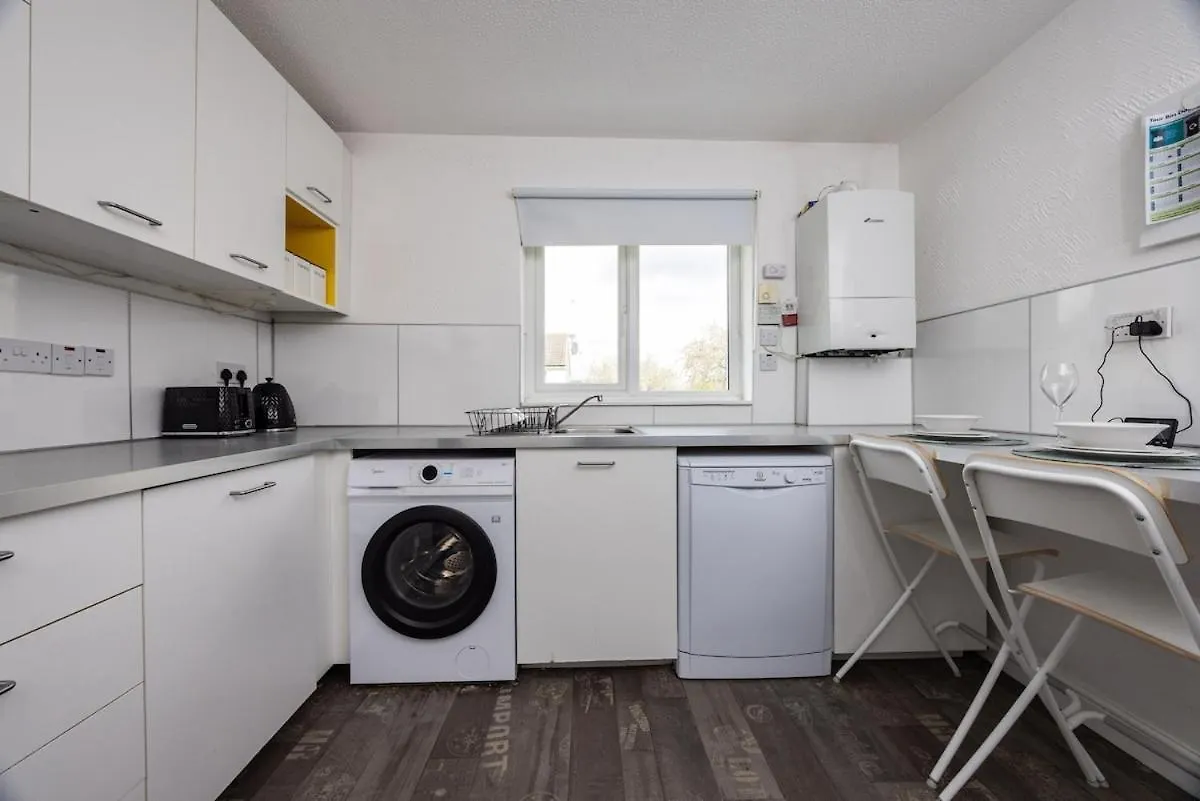 Holiday home Spacious 5Br Retreat - Easy Access To City Centre Nottingham