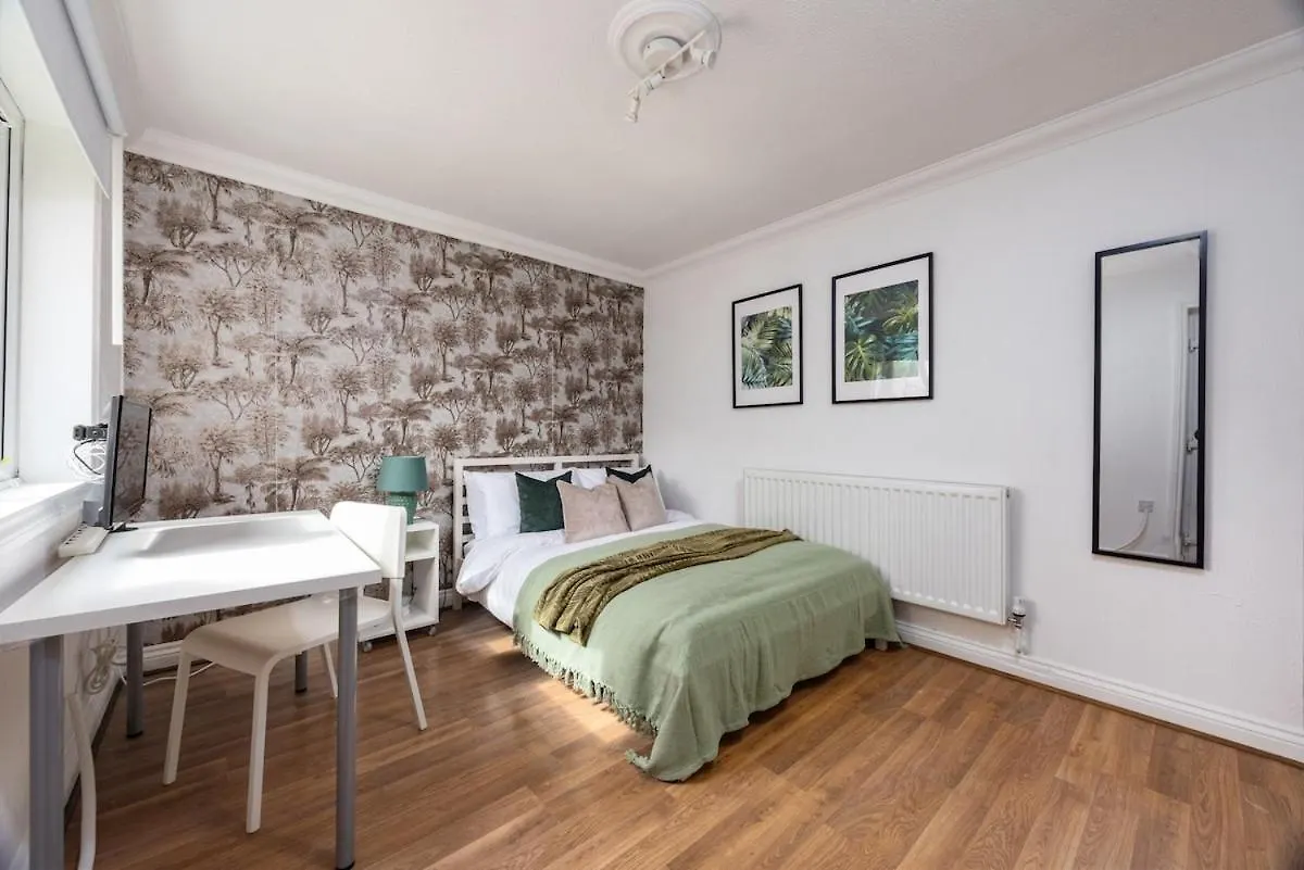 Spacious 5Br Retreat - Easy Access To City Centre Nottingham United Kingdom