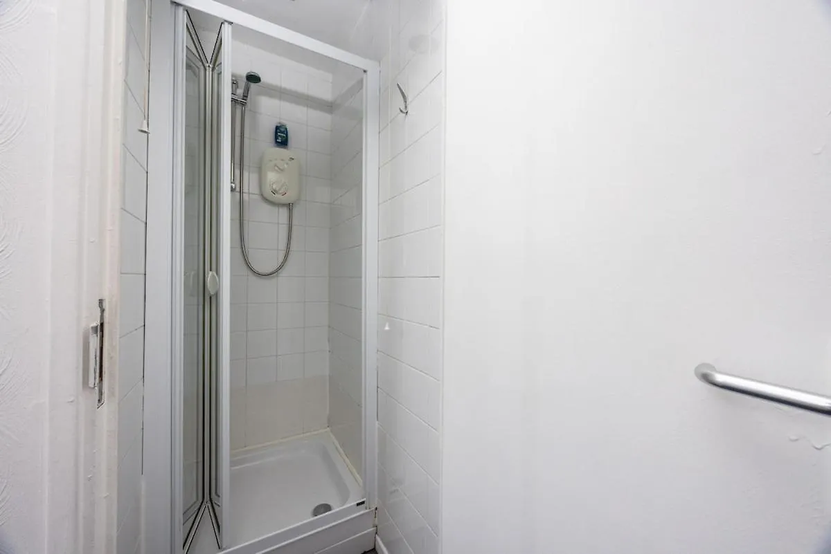 Spacious 5Br Retreat - Easy Access To City Centre Nottingham 0*,  Storbritannien