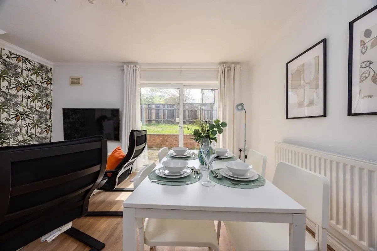 Spacious 5Br Retreat - Easy Access To City Centre Nottingham